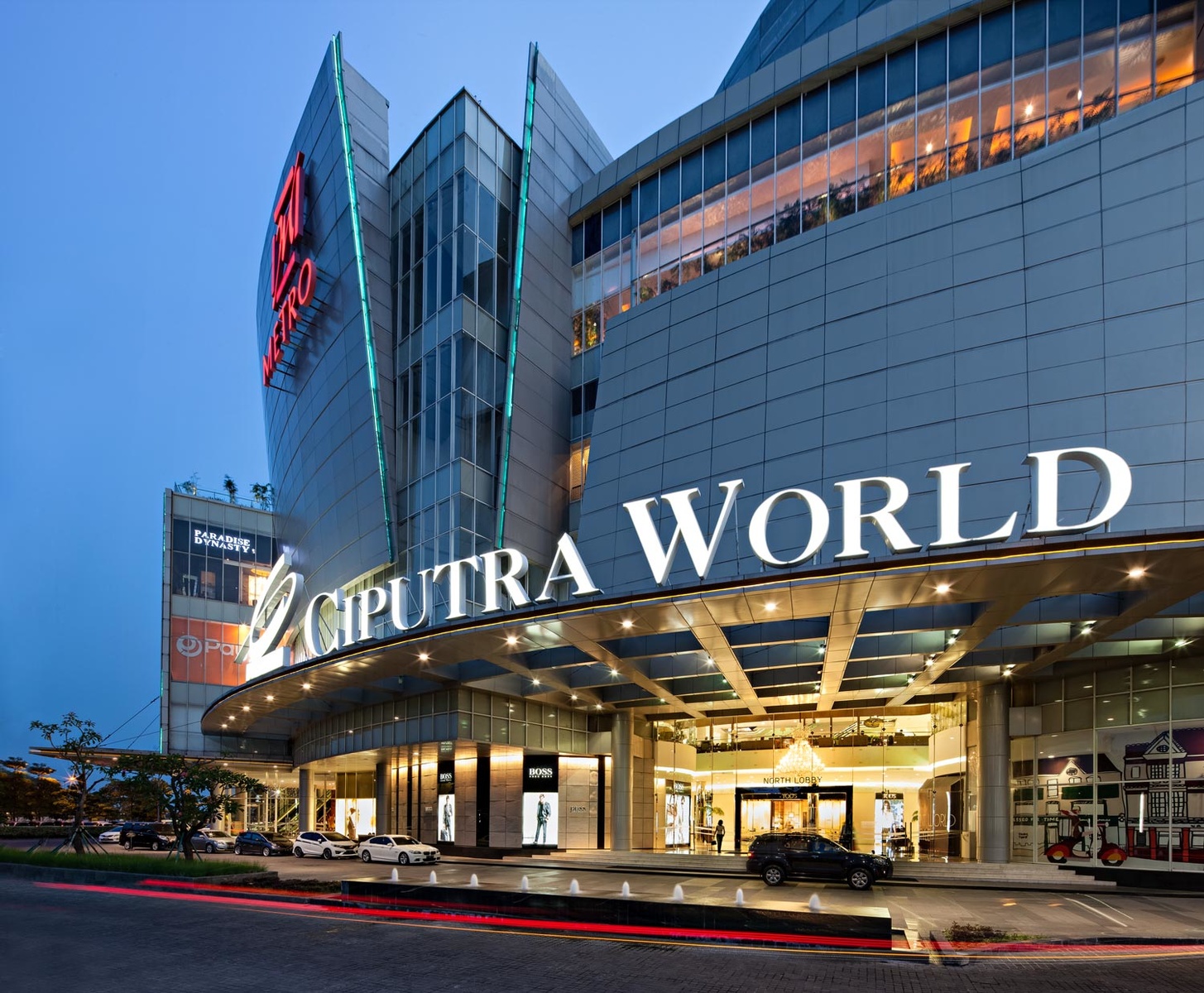1. Kuningan City Mall, 2. Epiwalk, 3. Setiabudi One, 4. ITC Kuningan, 5. The Bellagio Boutique Mall, 6. Ciputra World, 7. Mall Ambasador Kuningan, 8. Kota Kasablanka, 9. Lotte Shopping Avenue, 10. Plaza Festival Kuningan