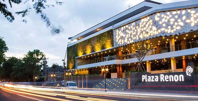 1. Level 21 Mall, 2. Duta Plaza Denpasar, 3. Discovery Shopping Mall, 4. Park 23, 5. Mall Bali Galeria, 6. Beachwalk Shopping Center, 7. Plaza Renon, 8. Seminyak Village, 9. Lippo Plaza Sunset, 10. Bali Collection