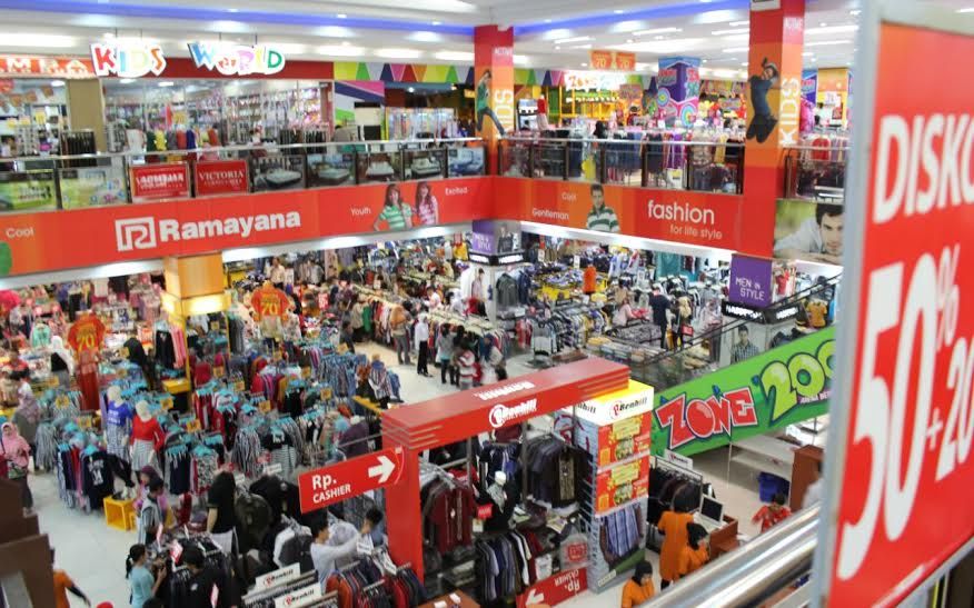 1. Plaza Gresik, 2. Mall Gresik, 3. Gress Mall, 4. Grand Plaza, 5. Andalusia Square, 6. Icon Mall – Hotel &amp; Convention, 7. Matahari Putra Prima