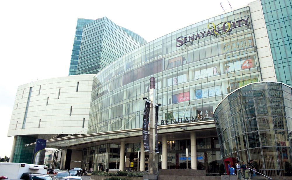 1. Grand Indonesia, 2. Plaza Indonesia, 3. Thamrin City, 4. Senayan City, 5. Plaza Atrium, 6. Mangga Dua Mall, 7. FX Sudirman, 8. Citywalk Sudirman, 9. MGK Kemayoran, 10. Holland Village