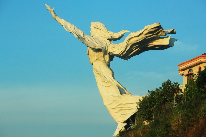 Megahnya Rancangan Monumen Patung Yesus, Lika-liku Perjalanan Menuju Patung Yesus, Rute Jalan Menuju Patung Yesus, Patung Yesus yang Tersebar di Berbagai Pelosok Dunia, Destinasi Bawah Air Terbaik di Manado, Surga Tersembunyi Dataran Tinggi Manado