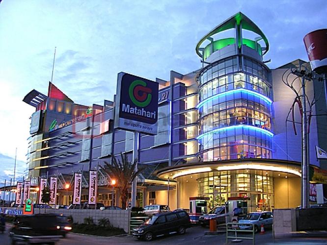 1. Mall SKA, 2. Mall Pekanbaru, 3. Sadira Plaza &amp; Tangram Hotel, 4. Senapelan Plaza, 5. Star City Square, 6. Mall Ciputra Seraya, 7. Plaza Sukaramai, 8. Citra Plaza, 9. Transmart carrefour, 10. Metropolitan City