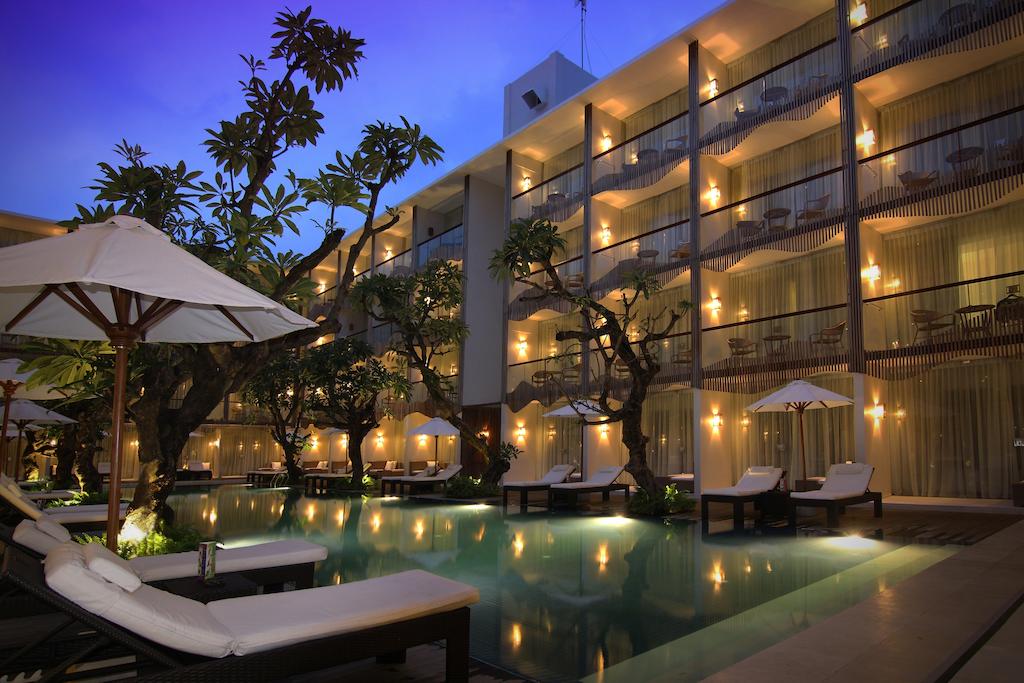 1. Karlamanda Villa, 2. De Cinta Villa, 3. Villa Saraswati, 4. Kuta Holiday, 5. Villa Rio, 6. The Surya, 7. The Bene, 8. Zen-Tao Villa