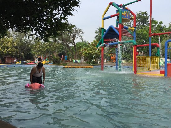 Ancol Jakarta Bay City, 1. Atlantis, 2. Ocean Dream Samudra, 3. Seaworld, Area Paling Ramai