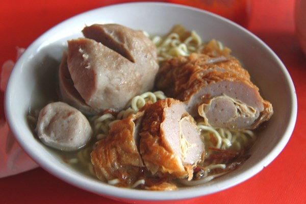 1. Bakso Gulung Bragi, 2. Bakso PMI, 3. Bakso Tulang Rusuk, 4. Kang Bakso, 5. Bakso Beranak (Big Bakso Family), 6. Bakso Kikil Pak Jaka, 7. Bakso Malang Karnot, 8. Bakso Setan Mas Bejo