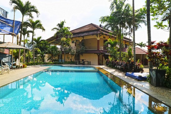 Tempat honeymoon di bogor jawa barat bulan madu murah romantis puncak wisata untuk daerah, 1. Pesona Alam Resort, 2. Aris Biru, 3. Royal Tulip Gunung Geulis, 4. Plataran Puncak, 5. The 101 Suryakencana, 6. R Hotel Rancamaya, 7. Gunung Geulis Cottages, 8. Novotel Bogor Golf Resort, 9. Puncak Pass Resort, 10. Padjajaran Suites Resort & Convention