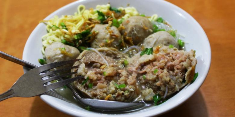 1. Bakso Gulung Bragi, 2. Bakso PMI, 3. Bakso Tulang Rusuk, 4. Kang Bakso, 5. Bakso Beranak (Big Bakso Family), 6. Bakso Kikil Pak Jaka, 7. Bakso Malang Karnot, 8. Bakso Setan Mas Bejo