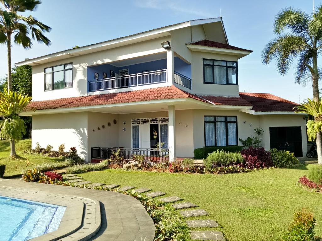 1. Mau Jadi Nomer Satu? Pasang Iklan Klik Disini, 2. Villa View, 3. Omah Joerank, 4. Anni’mah Tapos, 5. Villa Tiss 2, 6. Rumah Nini Opung, 7. Juanda Jungle, 8. Bifha, 9. Green Mountain Palace, 10. Vimala Hills Gadog, 11. Galaxy Puncak, 12. Saung Orange Village-1.2-19.2km, 13. Villa Bany Flower, 14. The White House, 15. Villa Adithree, 16. Pangrango at Vimala Hills