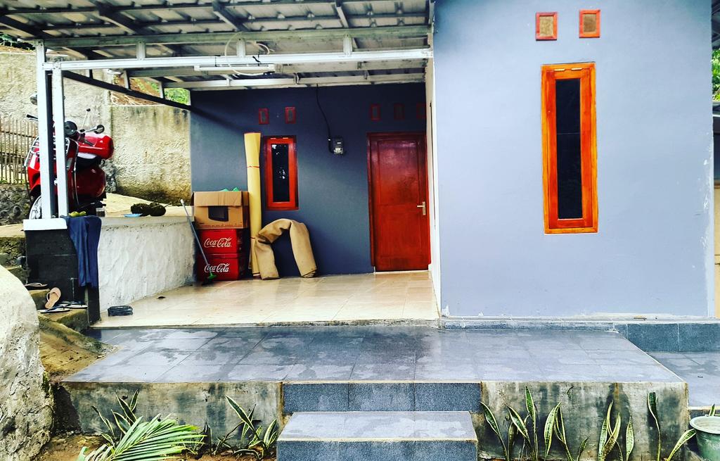 1. Mau Jadi Nomer Satu? Pasang Iklan Klik Disini, 2. Villa View, 3. Omah Joerank, 4. Anni’mah Tapos, 5. Villa Tiss 2, 6. Rumah Nini Opung, 7. Juanda Jungle, 8. Bifha, 9. Green Mountain Palace, 10. Vimala Hills Gadog, 11. Galaxy Puncak, 12. Saung Orange Village-1.2-19.2km, 13. Villa Bany Flower, 14. The White House, 15. Villa Adithree, 16. Pangrango at Vimala Hills