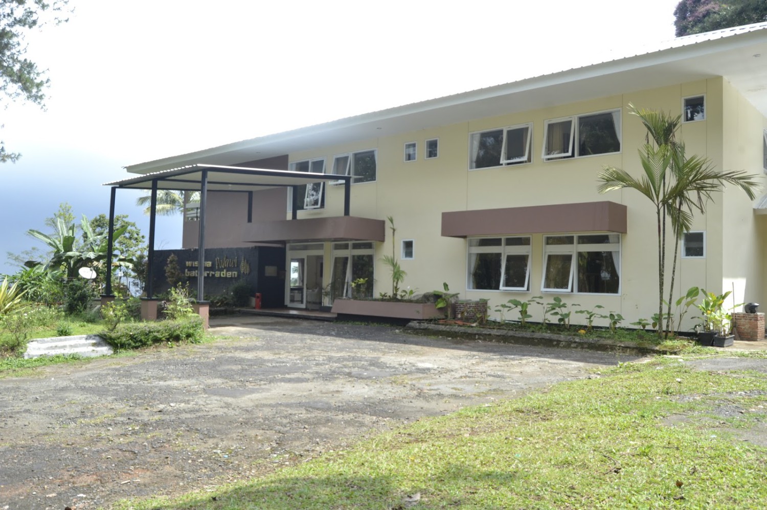 1. Villa Edelweiss 3, 2. Villa Edelweiss 1, 3. Sehat Villa, 4. Virgo Villa, 5. Amarta Gading, 6. Villa Curug Bayan, 7. Villa Anandha, 8. Krisna Villa, 9. Kayu Palem, 10. Villa Baturraden, 11. Villa Sagita, 12. Villa Agathis
