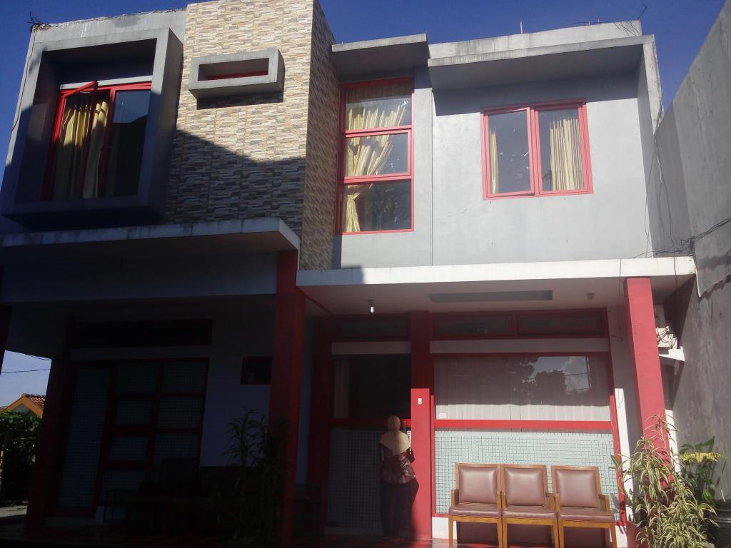 1. Retanata, 2. Cihampelas Homestay, 3. Setiabudi, 4. Triniti, 5. Anaking, 6. Paksoma, 7. Elenor’s Home, 8. Kulem Homestay, 9. Pinisi Bacpacker, 10. Ciwidey Homestay, 11. Graha Ciumbuleuit, 12. Zens Room, 13. Green Homestay, 14. Wisma Tubagus Dago, 15. Laguna Homestay