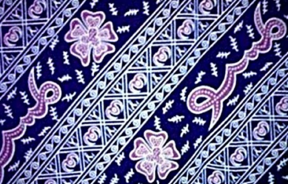 1. Batik Besurek, 2. Kerajinan Kulit Lantung, 3. Miniatur Dol (Alat Musik khas bengkulu), 4. Kerajinan Kayu, 5. Kerajinan Bambu, 6. Kerajinan Batik, 7. Replika Senjata, 8. Kerajinan Tanah liat, 9. Aksesoris Pernak-pernik, 10. Miniatur Kendaraan