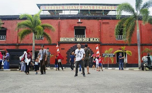 Seputar Benteng Van Der Wijck, Fasilitas dan Tarif Tiket di Benteng Van Der Wijck, Tarif Tiket di Benteng Van Der Wijck, Jam Buka, Pilihan Penginapan