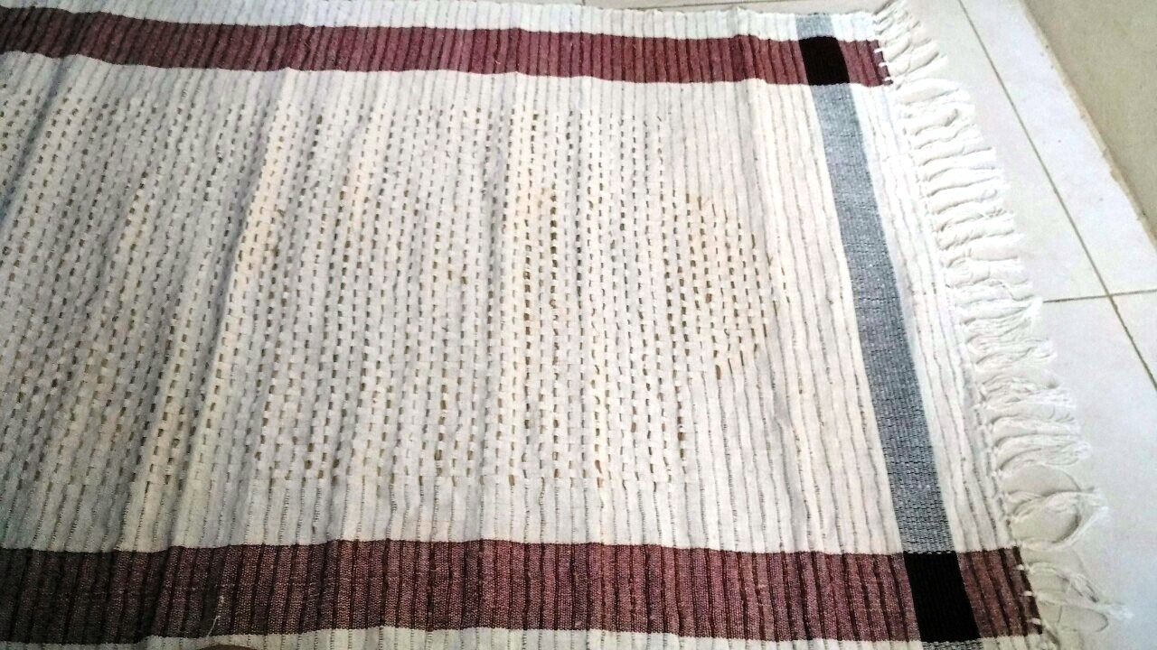 1. Jaket Kulit, 2. Batik Garut, 3. Tas Akar Wangi, 4. Batu Akik Bungbulang, 5. Minyak Wangi, 6. Kain Sutra Alam, 7. Kaos GuratGarut, 8. Hiasan Dinding Akar Wangi, 9. Sajadah Akar Wangi, 10. Kopiah Akar Wangi