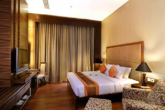 1. THE 1O1 Bandung Dago, 2. Serela Merdeka Hotel, 3. Clove Garden Hotel &amp; Residence, 4. The Valley Resort Hotel, 5. The Luxton Bandung, 6. Marbella Hotel Dago Bandung, 7. The Jayakarta Bandung, 8. V Hotel and Residence, 9. M Premiere Hotel Dago, 10. Beehive Boutique Hotel, 11. House Sangkuriang, 12. Neo Dipatiukur Bandung, 13. Dbest Hotel Sofia Dago, 14. Vio Hotel Surapati, 15. Namin Dago Hotel