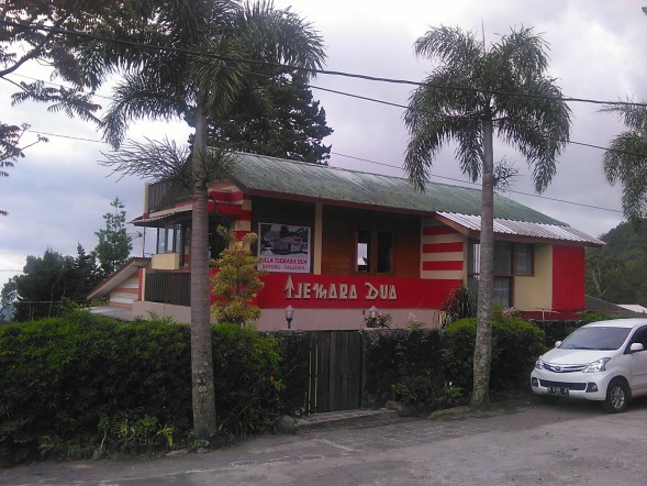 1. Tjemara Dua, 2. Villa Parikesit, 3. Villa Cabean, 4. Villa Muria