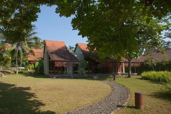 1. Tjemara Dua, 2. Villa Parikesit, 3. Villa Cabean, 4. Villa Muria