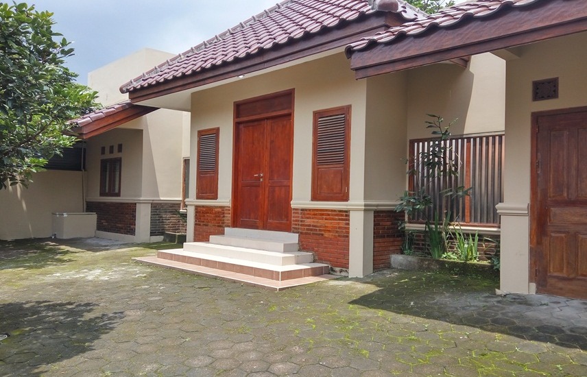 1. Tjemara Dua, 2. Villa Parikesit, 3. Villa Cabean, 4. Villa Muria