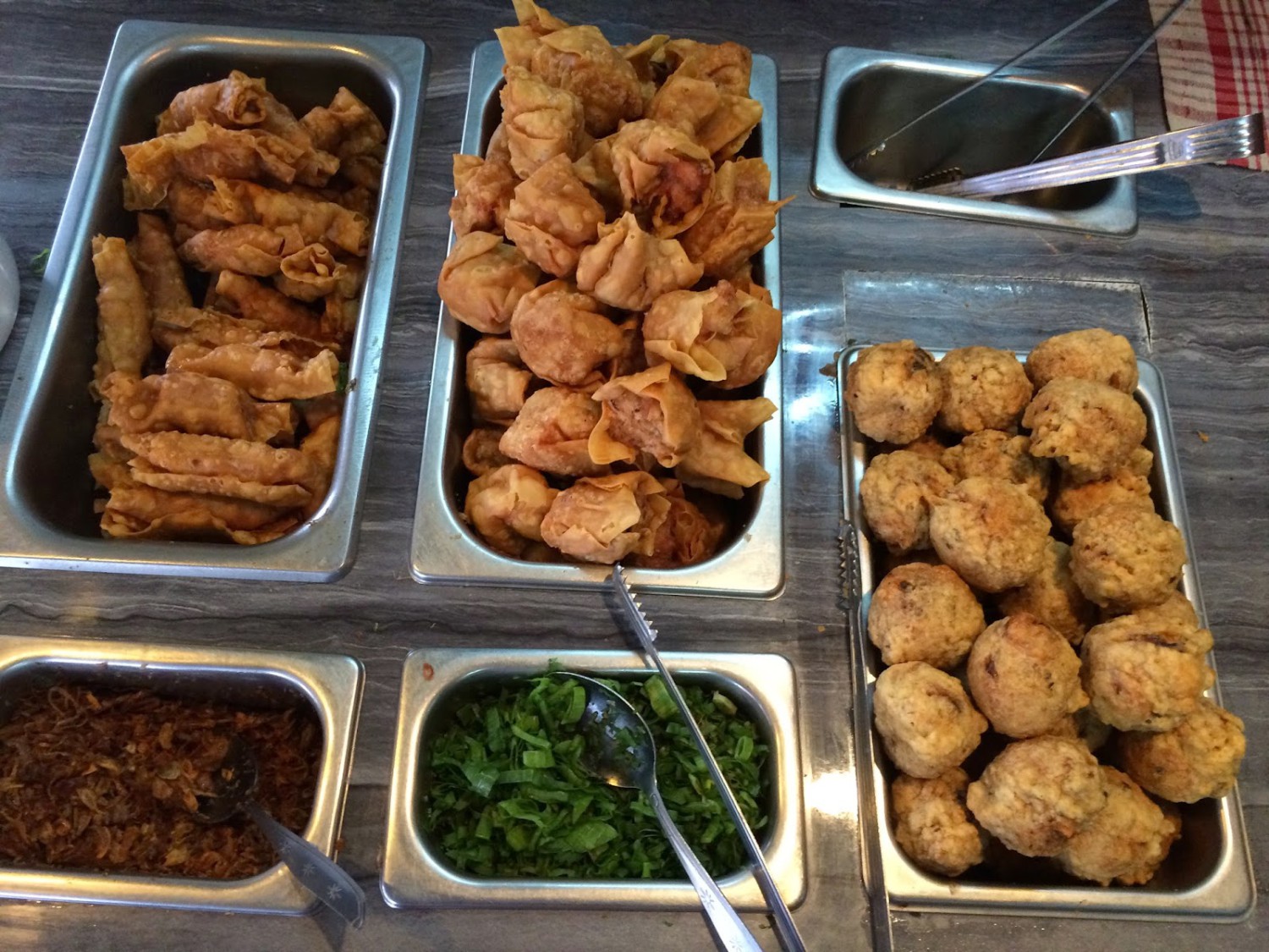 1. Bakso Kocok Bandung, 2. Bakso Daging Sapi Bang Eric, 3. Bakso Sabar, 4. Bakso Charles, 5. Bakso Bakwan Malang Cak Su Kumis, 6. Bakso Daging Sapi Asli Bang Eric, 7. Bakso Kota Cak Man, 8. Mie Ayam Bakso Kangen, 9. Bakso Bakwan Malang Mas Suyudi, 10. Bakso Gepeng (Bakso Apotek Rini), 11. Bakso Boedjangan