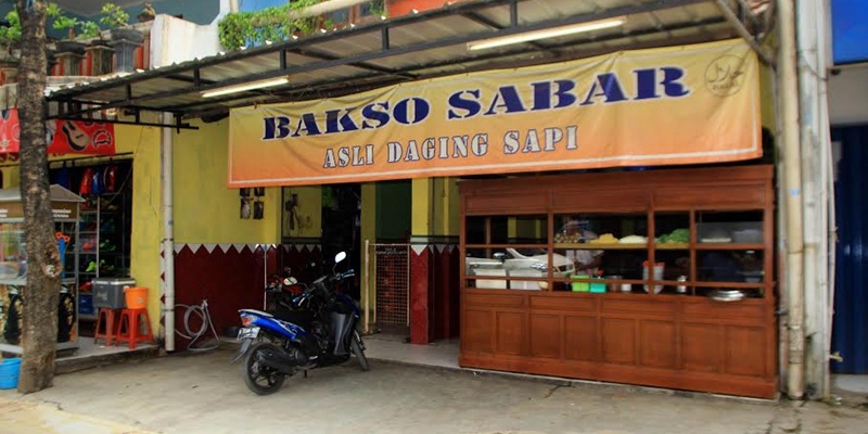 1. Bakso Kocok Bandung, 2. Bakso Daging Sapi Bang Eric, 3. Bakso Sabar, 4. Bakso Charles, 5. Bakso Bakwan Malang Cak Su Kumis, 6. Bakso Daging Sapi Asli Bang Eric, 7. Bakso Kota Cak Man, 8. Mie Ayam Bakso Kangen, 9. Bakso Bakwan Malang Mas Suyudi, 10. Bakso Gepeng (Bakso Apotek Rini), 11. Bakso Boedjangan