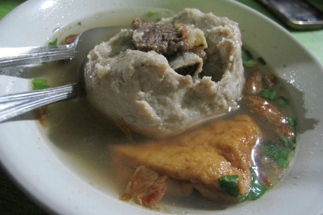1. Bakso Solo Samrat, 2. Nikki Bakso Daging Sapi, 3. Warung Bakso Menot Wonogiri, 4. Mie Ayam Bakso Yunus, 5. Bakso Gondrong