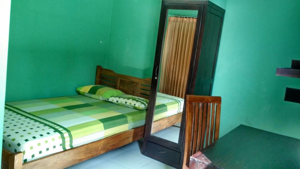 1. Mau Jadi Nomer Satu? Pasang Iklan Klik Disini, 2. View Hills, 3. Holigrin, 4. Homestay Semarang, 5. Arya Graha, 6. Topkapi, 7. Ndeso, 8. Amelia Guest House, 9. Safira Fountain, 10. Ganesha, 11. Pandawa Guest House, 12. Rumah Watulawang Family House, 13. Merdeka, 14. Kahf, 15. Ideal Home, 16. Adalia, 17. Semeru