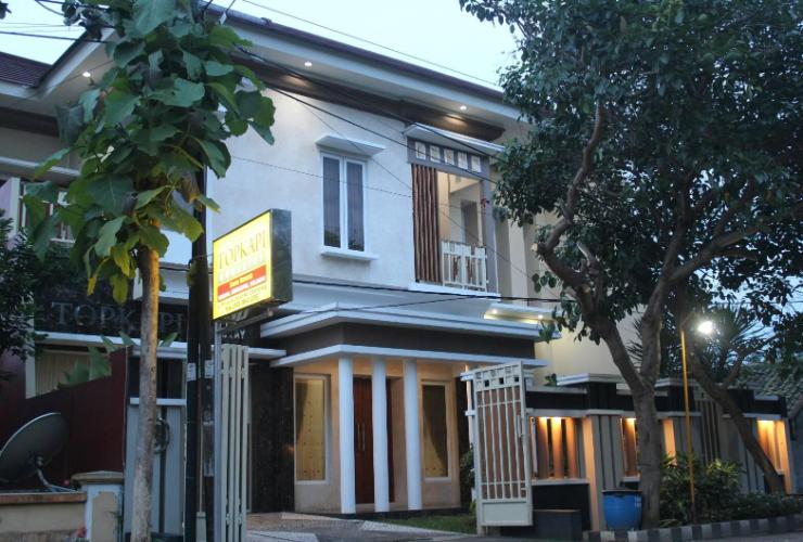 1. Mau Jadi Nomer Satu? Pasang Iklan Klik Disini, 2. View Hills, 3. Holigrin, 4. Homestay Semarang, 5. Arya Graha, 6. Topkapi, 7. Ndeso, 8. Amelia Guest House, 9. Safira Fountain, 10. Ganesha, 11. Pandawa Guest House, 12. Rumah Watulawang Family House, 13. Merdeka, 14. Kahf, 15. Ideal Home, 16. Adalia, 17. Semeru