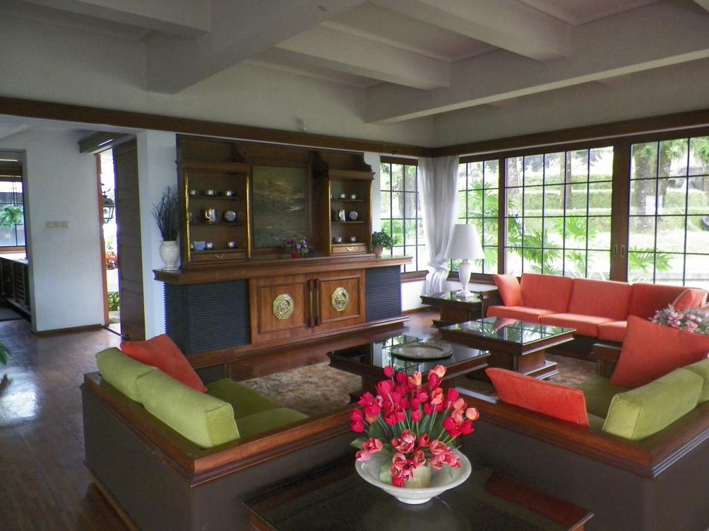 1. Villa Aquin, 2. The Edelweiss, 3. Grand Laguna, 4. Villa Pakpuh, 5. Villa Masikama, 6. Villa Maharani 1, 7. Ndalem Rahayu Homestay, 8. Omah Begalon, 9. Villa Wahyu Utomo, 10. Villa Wahyu Abadi, 11. Cozy Villa