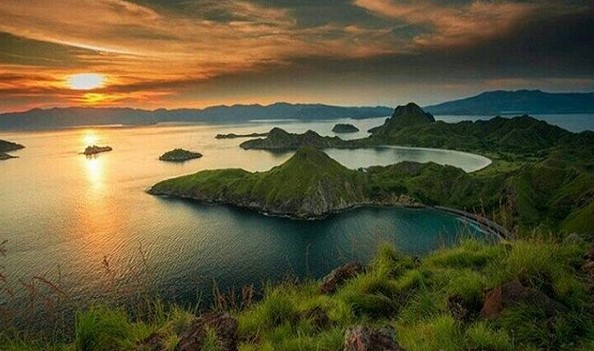 Lokasi Pulau Padar, Rute ke Pulau Padar, Tips Destinasi di Pulau Padar, Mengapa Pulau Padar?