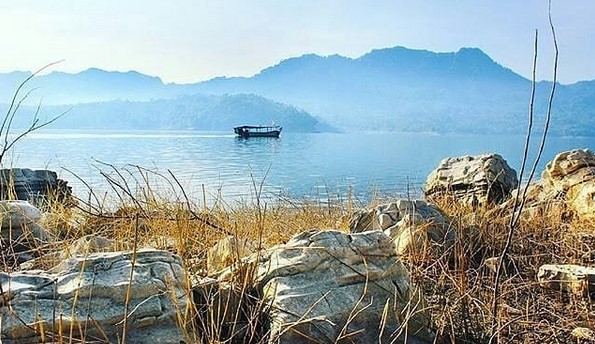 Lokasi Waduk Wadaslintang, Rute Jalan Menuju Lokasi, Keunikan Waduk Wadaslintang, Sejarah Waduk Wadaslintang, Misteri Waduk Wadaslintang, Waduk Wadaslintang Jadi Lokasi Favori Para Pemancing, Harga Tiket Mausk Waduk Wadaslintang, Keindahan Waduk Wadaslintang