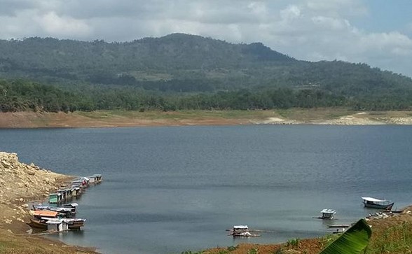 Lokasi Waduk Wadaslintang, Rute Jalan Menuju Lokasi, Keunikan Waduk Wadaslintang, Sejarah Waduk Wadaslintang, Misteri Waduk Wadaslintang, Waduk Wadaslintang Jadi Lokasi Favori Para Pemancing, Harga Tiket Mausk Waduk Wadaslintang, Keindahan Waduk Wadaslintang