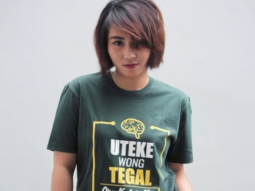 1. Poci Tanah Liat, 2. Kaos Galgil, 3. Keramik, 4. Kerajinan Eceng Gondok, 5. Kerajinan Relief Kuningan, 6. Kerajinan Bordir, 7. Teng-tengan, 8. Kerajinan Kayu Antik, 9. Mug Tanah Liat, 10. Kerajinan Ukiran