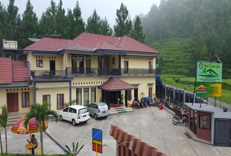 1. Villa Mawar Indah, 2. Puri Mutiara, 3. Villa Melati 2, 4. Villa Kuda Mas, 5. Sankita Guci, 6. Villa Barokah, 7. Villa Sampurna Guci