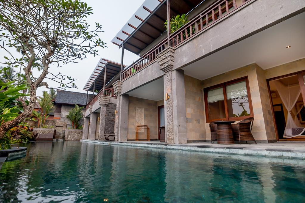 1. Amora Ubud, 2. Adiwarna Arya, 3. Mandana Ubud, 4. Ulun Ubud, 5. Natya Ubud, 6. Pajar Ubud, 7. Kupu Kupu Barong, 8. Bije Suites, 9. Temuku Villas, 10. Komaneka at Tanggayuda, 11. Dwaraka the Royal, 12. The Payogan, 13. Jati Cottage, 14. Kamandalu Ubud, 15. Villa Kayu Lama