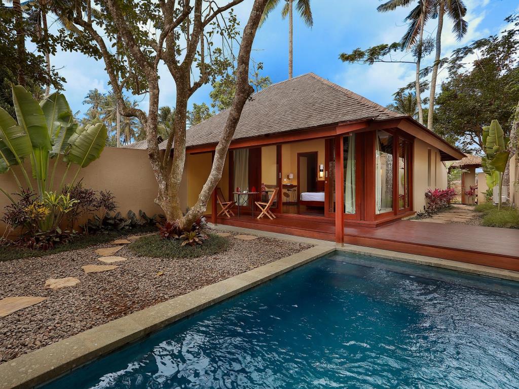 1. Amora Ubud, 2. Adiwarna Arya, 3. Mandana Ubud, 4. Ulun Ubud, 5. Natya Ubud, 6. Pajar Ubud, 7. Kupu Kupu Barong, 8. Bije Suites, 9. Temuku Villas, 10. Komaneka at Tanggayuda, 11. Dwaraka the Royal, 12. The Payogan, 13. Jati Cottage, 14. Kamandalu Ubud, 15. Villa Kayu Lama