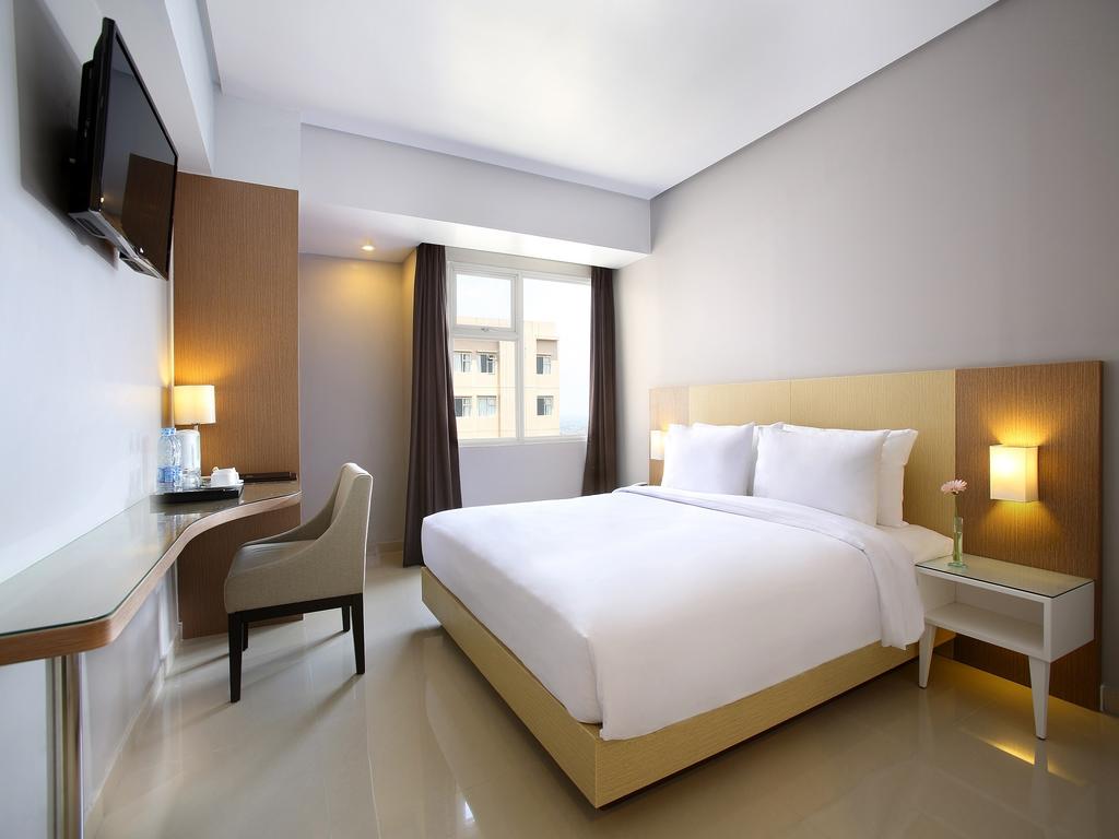 2. The Priangan, 3. Taman Melati, 4. Margonda Residence III, 5. Margonda Residence 2, 6. Hotel Santika, 7. Cinere Inn, 8. Sifaana Hotel, 9. Comfortable Room, 10. Favehotel Margonda, 11. Savero, 12. Sawangan Golf Hotel, 13. Kosan Haji Asep, 14. Hotel Genggong Villa, 15. Hotel Mutiara Kelapa Dua, 16. Margonda Residence II, 17. Wisma Purimas