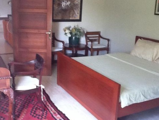 1. Mom’s Villa, 2. Cozy Rancamaya, 3. Villa Amadin, 4. R Hotel & Villa