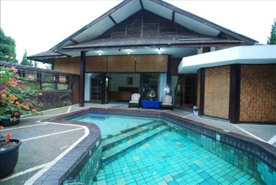 1. Sari Ater Hotel, 2. Lembah Sarimas Resort Hotel Ciater, 3. Ciater Spa Resort, 4. Tea Garden Resort, 5. Marbella Twin Waterfall Resort Ciater, 6. Villa ChavaMinerva Dima – Ciater Highland Resort, 7. Pesona Ciater, 8. Villa De Nata, 9. Villa Albadar, 10. Villa Marindu and Glamping, 11. Villa Lembah Hijau Ciater, 12. Puspa Sari Hotel, 13. Villa Montana, 14. Villa Montero, 15. Villa Barokah 1