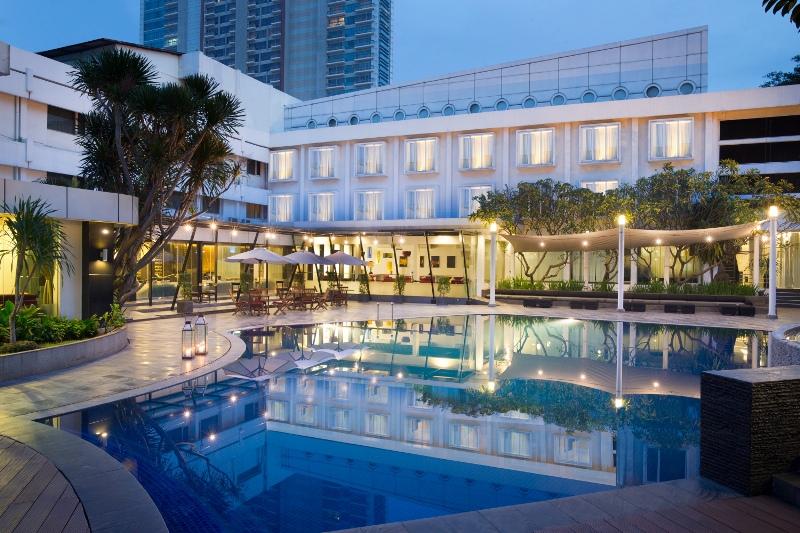 1. Pulau Ayer Resort &amp; Cottage, 2. Grand Kemang-Mesa, 3. FM7 Resort Hotel, 4. Pondok Layung, 5. Putri Island, 6. H Island, 7. Harris Hotel, 8. The Jayakarta, 9. Putri Duyung Beach, 10. Ody Dive Resort