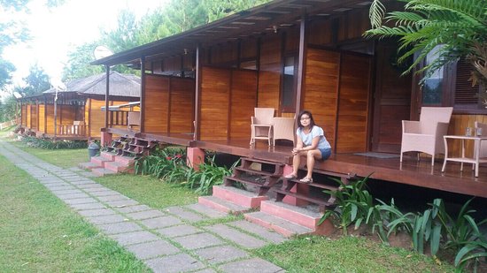 1. The Green Forest, 2. Mercure Bandung, 3. Kastuba, 4. Dulang Resort, 5. Bukit Cikahuripan, 6. Sangria, 7. The Valley, 8. Sapu Lidi, 9. Villa Air Natural, 10. Cikole Jayagiri, 11. Argapuri, 12. Tea Garden, 13. Ciater Highland, 14. Shinta Corner Ranch, 15. Trizara