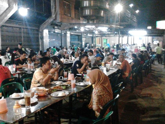 1. NasGor Pemuda, 2. Semalam Suntuk, 3. NasGor Surya, 4. NasGor Pandu, 5. Komdak, 6. Teguh Jaya 99, 7. Mas Adi, 8. NasGor Jakarta, 9. Fountain, 10. Wajir Seafood