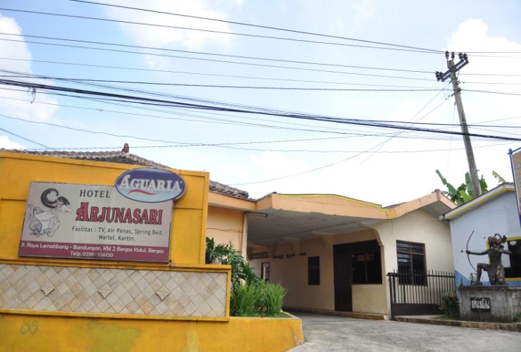 1. Hotel Frieda, 2. Pondok Wisata, 3. Villa Pondok Kopi, 4. Amanda Hills, 5. Matahari Hotel, 6. Wisma Gaya, 7. Hotel Kencana, 8. Hotel Arjuna Sari, 9. The Bandungan Hotel, 10. Azaya Hotel