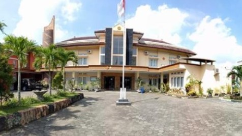1. Graha Muria, 2. Hotel Artha, 3. Wisma Salimna, 4. Hotel Prima Graha, 5. Kepodang Losmen, 6. Hotel Majesty, 7. Homestay Kotabaru, 8. Chotin Hotel, 9. Hotel Air Mancur, 10. Grand Tanjung Hotel