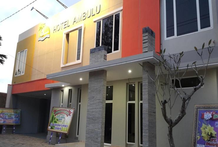 1. Hotel Flamboyan, 2. Ambulu Hotel, 3. Doho Homestay, 4. Ebizz Hotel, 5. JC Homestay, 6. Air Langga Homestay, 7. Homestay Walet, 8. Green Hill Hotel, 9. Bintang Mulia Hotel, 10. Hotel Asri