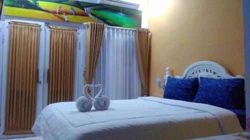 1. Hotel Flamboyan, 2. Ambulu Hotel, 3. Doho Homestay, 4. Ebizz Hotel, 5. JC Homestay, 6. Air Langga Homestay, 7. Homestay Walet, 8. Green Hill Hotel, 9. Bintang Mulia Hotel, 10. Hotel Asri