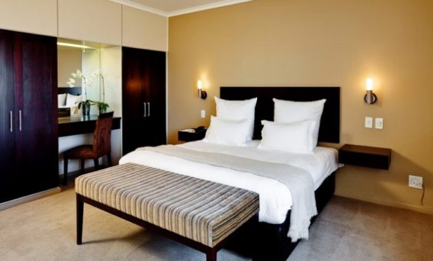 1. Graha Muria, 2. Hotel Artha, 3. Wisma Salimna, 4. Hotel Prima Graha, 5. Kepodang Losmen, 6. Hotel Majesty, 7. Homestay Kotabaru, 8. Chotin Hotel, 9. Hotel Air Mancur, 10. Grand Tanjung Hotel