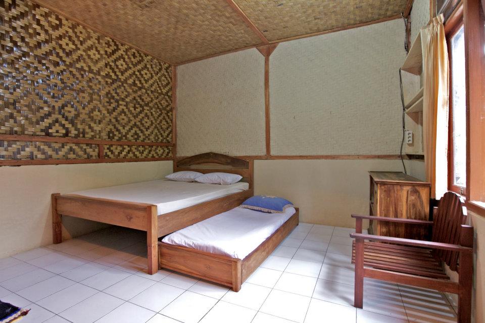 1. Rimba Jaya, 2. Sunda Jaya, 3. Sarang Badak, 4. Ciputih Resort, 5. Honje Eco Lodge, 6. Cinibung Resort, 7. Peucang Island, 8. Karunia, 9. Bali De Anyer, 10. Double G