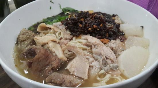 1. M. Yusuf, 2. A’ Adam, 3. Pak Salam, 4. Yogya Bogor Junction, 5. Abang Iyus, 6. Ibu Rahayu, 7. Mang Ohim, 8. Soto Mie Agih, 9. M. Ridwan, 10. Pak Dayat