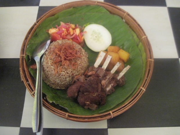 1. Mbah Soleh Ngru-Q, 2. Blenger Food, 3. Bu Citro, 4. Mie Anglo, 5. Pak Min, 6. Cak Fin, 7. Mbah Mangoen