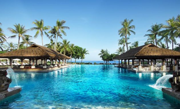 1. Ayana Resort And Spa, 2. The Seminyak Beach Resort&Spa, 3. Ayodya, 4. Holiday Inn Family, 5. Bulgari, 6. The Camakila Legian, 7. Conrad, 8. Four Season At Jimbaran Bay, 9. Villa &Resort Ibu Rama, 10. Ubud Sari Health Retreat, 11. Sang Giri Mountain Glamping, 12. Plago Holiday, 13. Grand Hyatt, 14. The Jayakarta, 15. Intercontinental